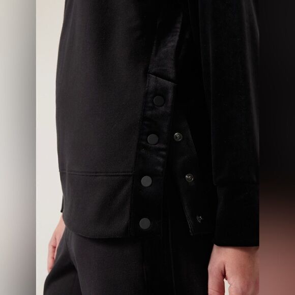 Athleta Retroplush Velvet Crewneck Sweatshirt - Picture 5 of 16